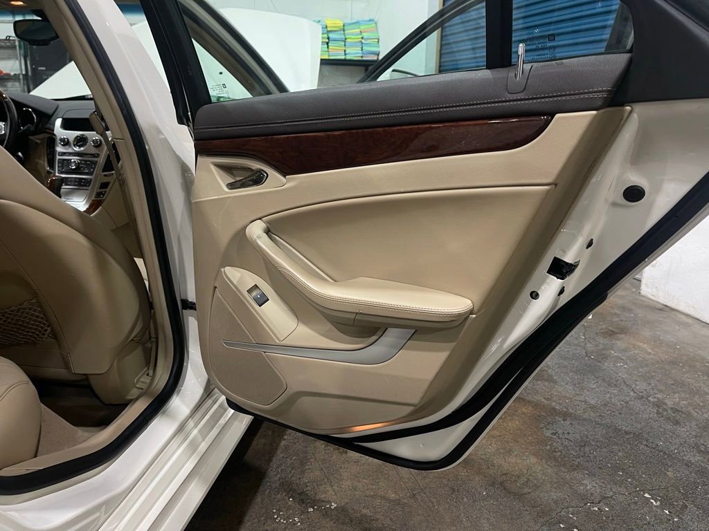 Used 2013 Cadillac CTS Premium image 33