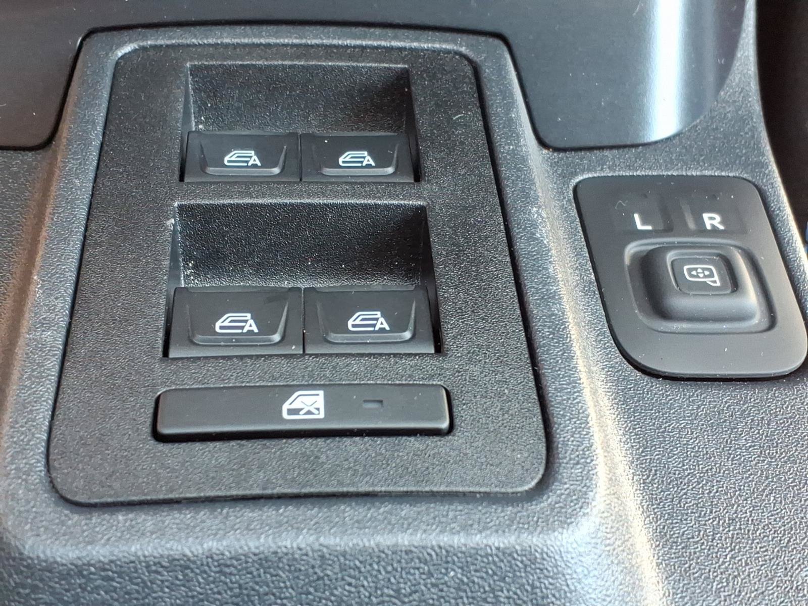 Certified 2024 Ford Bronco Outer Banks AWD/4WD image 21