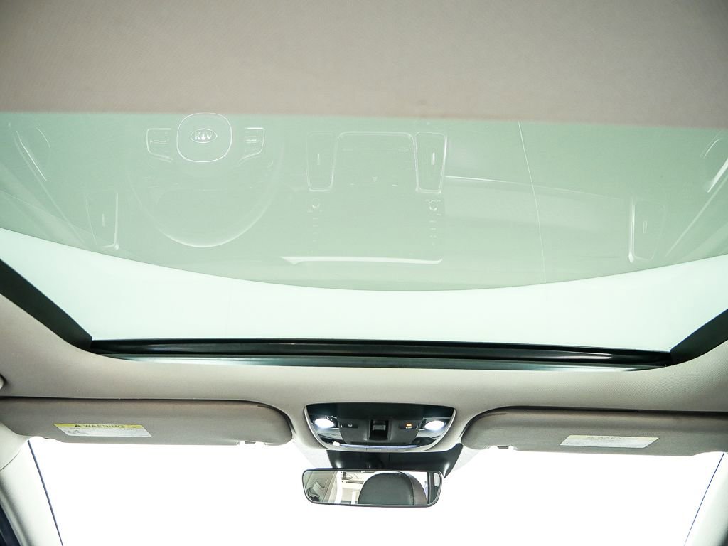 Used 2021 Kia Sorento SX image 22