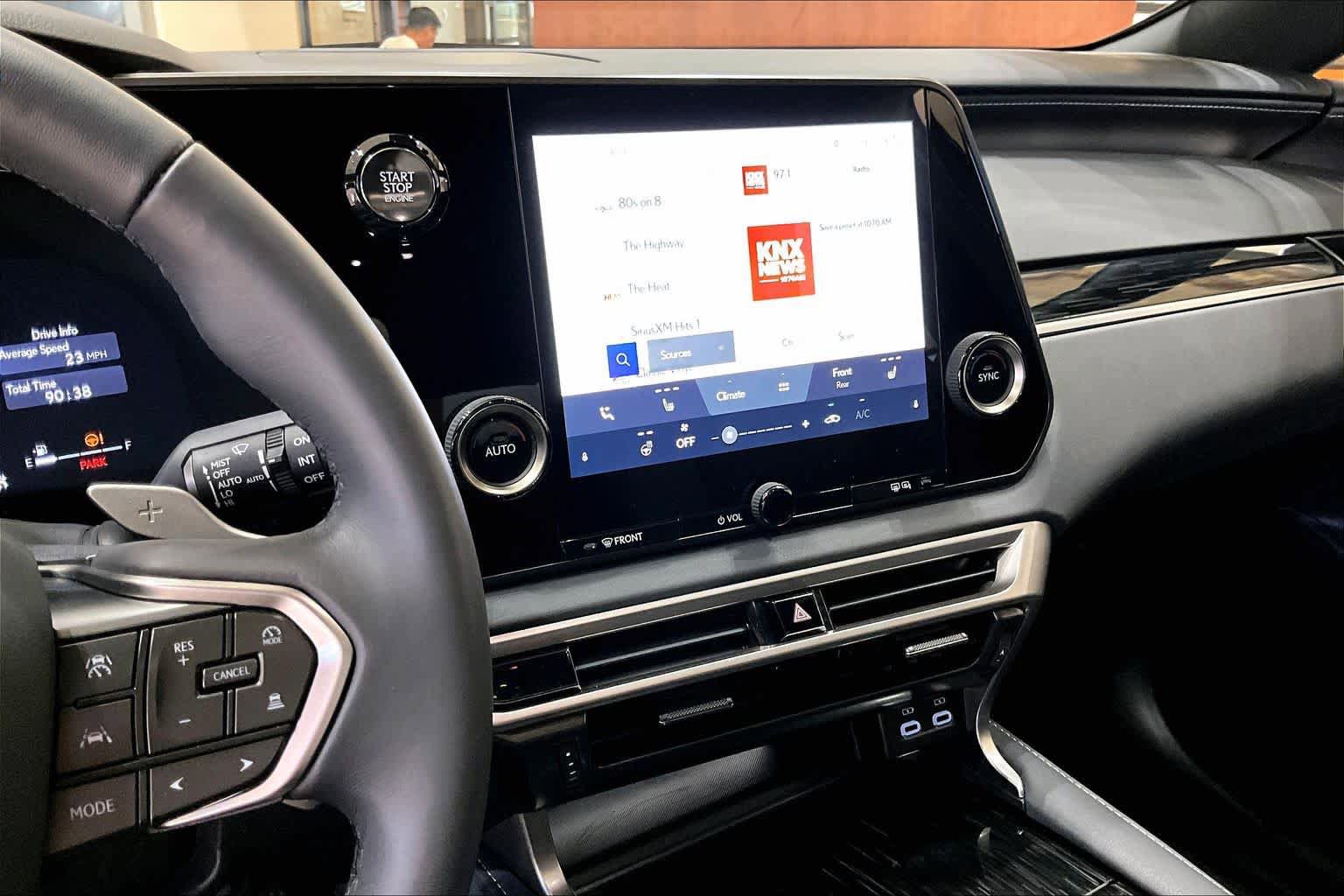 Used 2025 Lexus RX 350 FWD w/ Accessory Package image 6