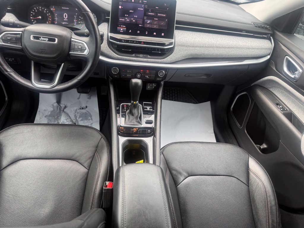 Certified 2022 Jeep Compass Latitude AWD/4WD image 39