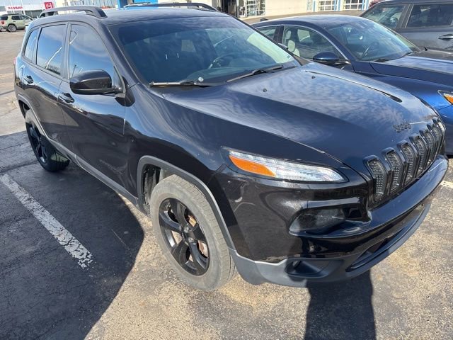 Used 2016 Jeep Cherokee Latitude w/ Cold Weather Group image 7