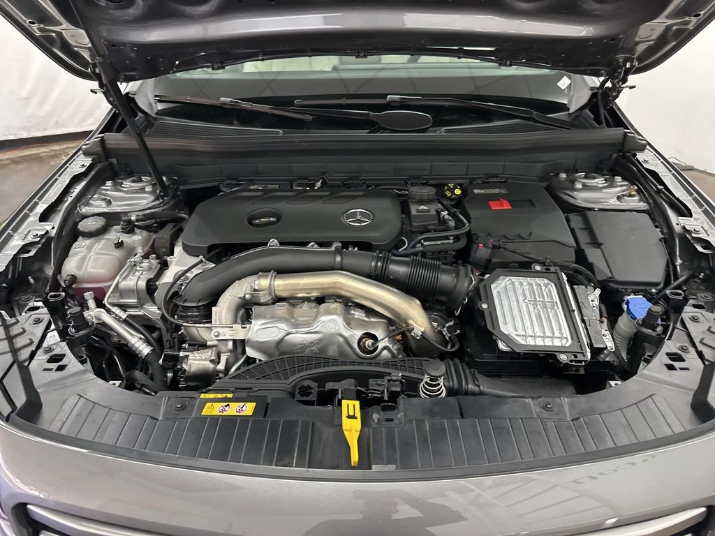 New 2026 Mercedes-Benz GLB 250 image 30