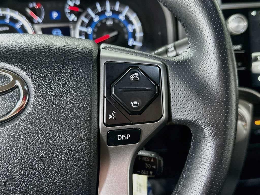 Used 2019 Toyota 4Runner SR5 AWD/4WD image 23