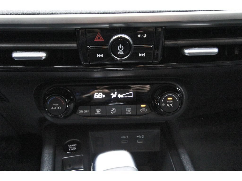 Certified 2026 Nissan Kicks SV FWD image 26