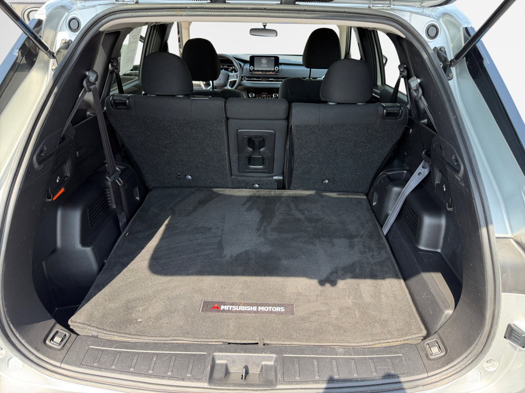 Used 2025 Mitsubishi Outlander ES AWD/4WD image 25
