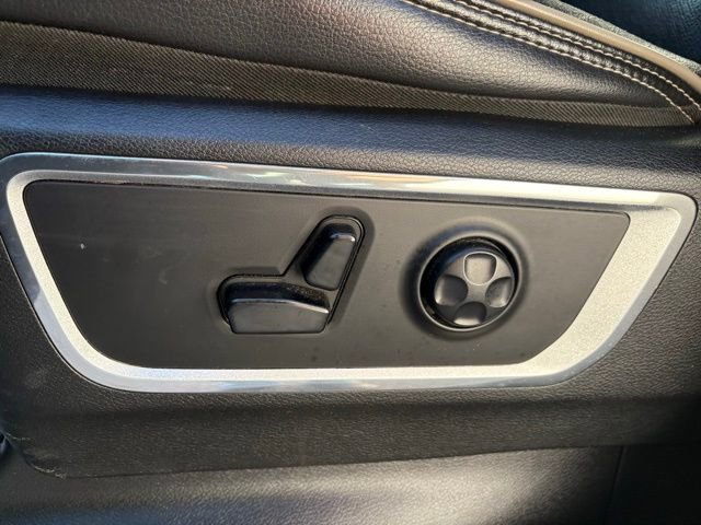 Used 2019 RAM 1500 Laramie image 29