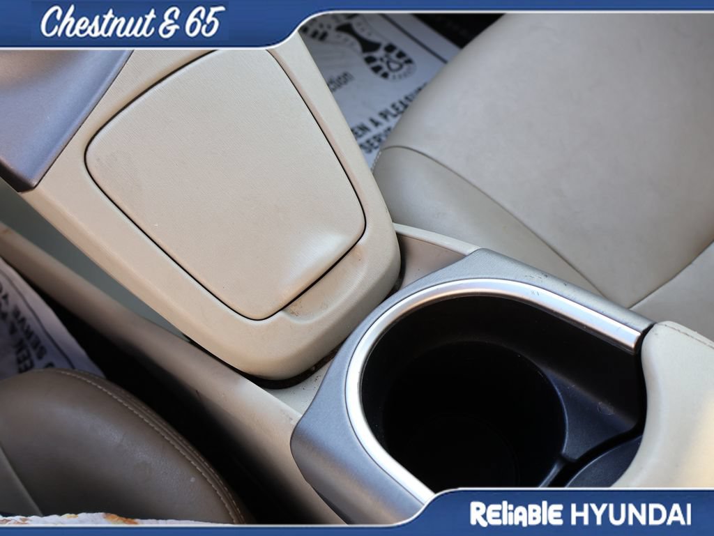 Used 2014 Toyota Prius Four FWD image 38