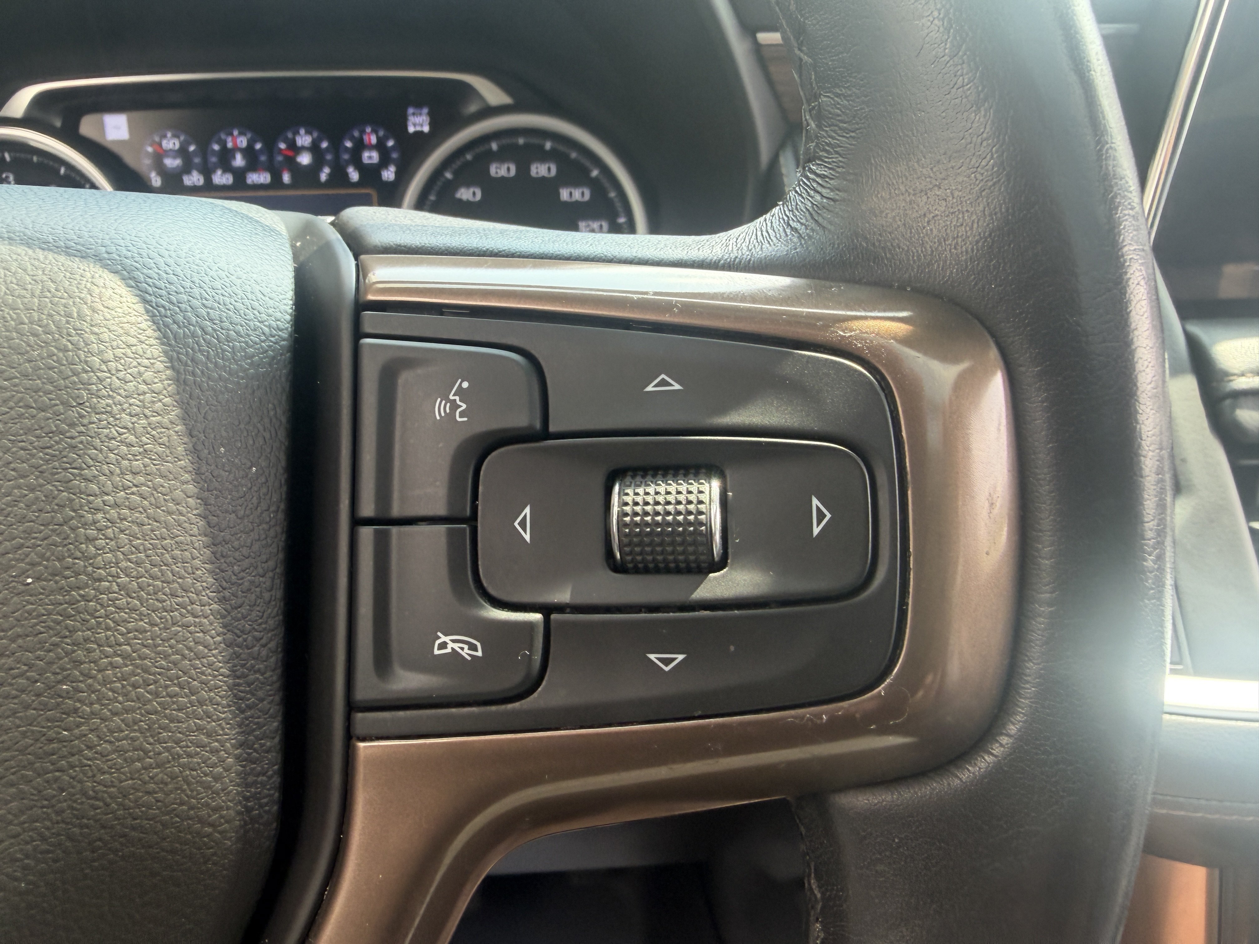 Used 2021 Chevrolet Tahoe High Country w/ Premium Package AWD/4WD image 45