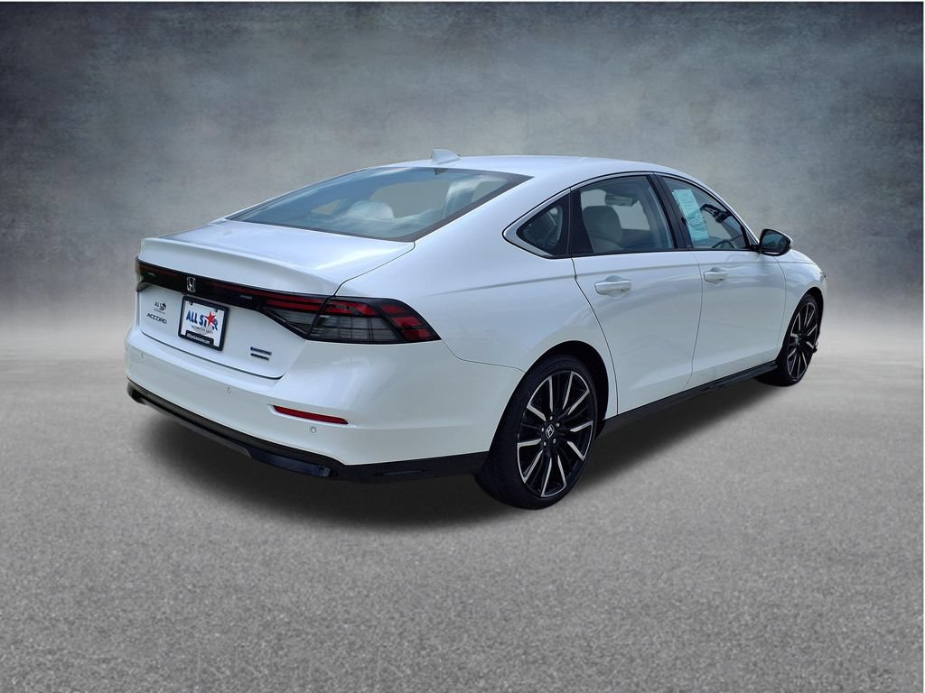 Used 2023 Honda Accord Touring image 8