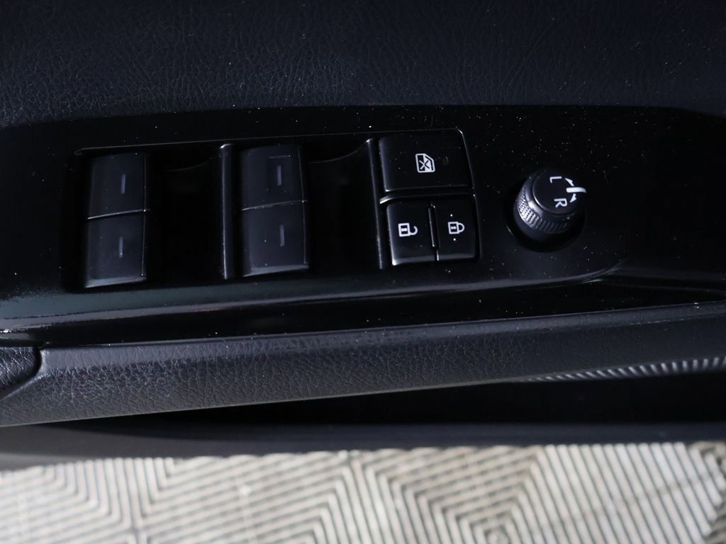 Used 2025 Toyota Camry LE FWD image 26