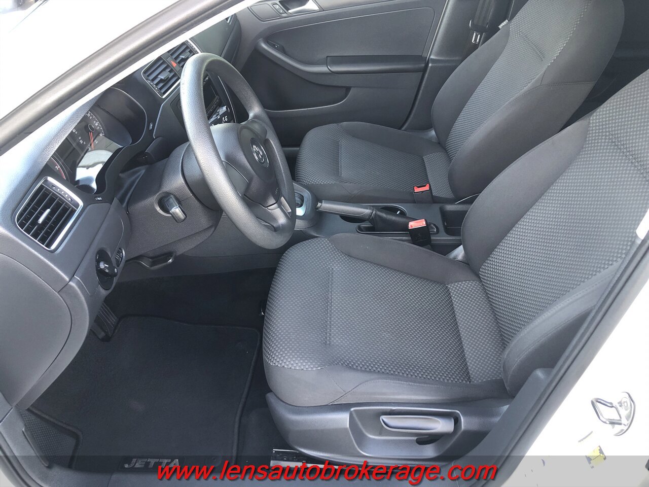 Used 2013 Volkswagen Jetta S FWD image 10
