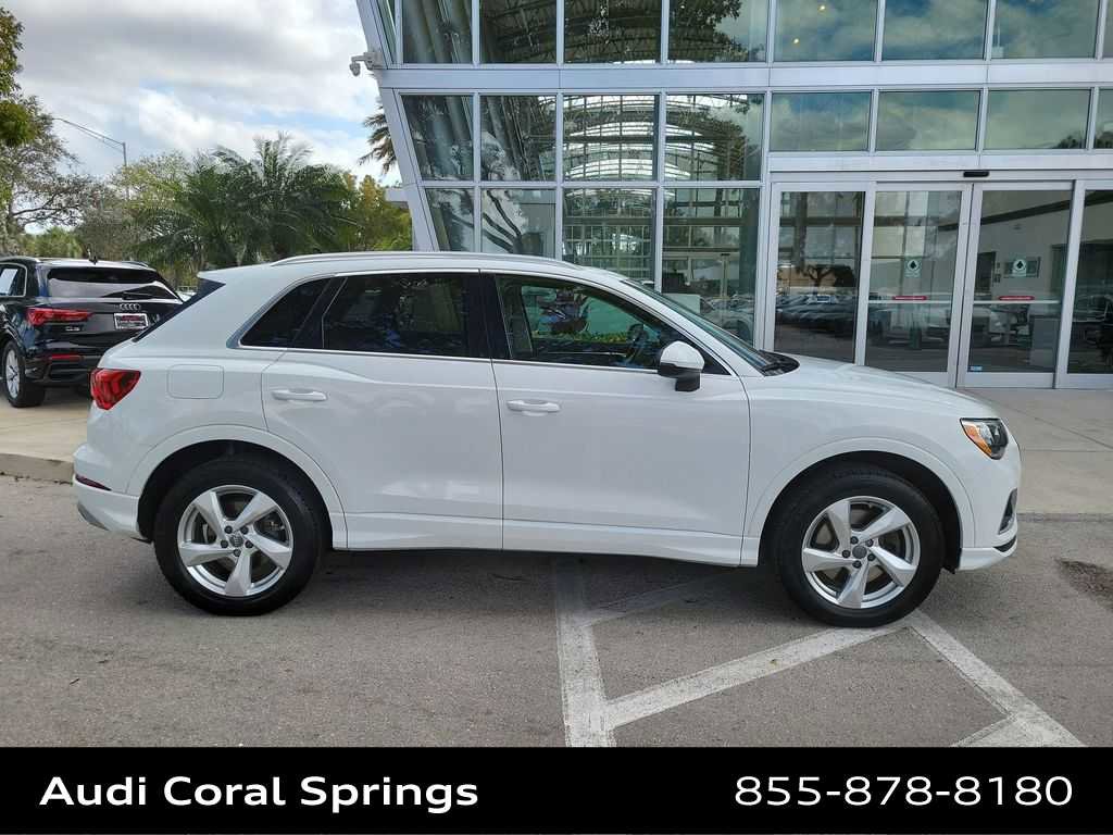 Used 2020 Audi Q3 2.0T Premium image 9