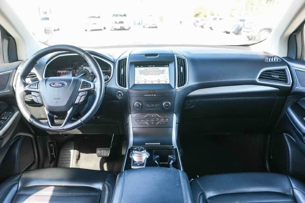 Used 2019 Ford Edge SEL w/ Equipment Group 201A FWD image 12