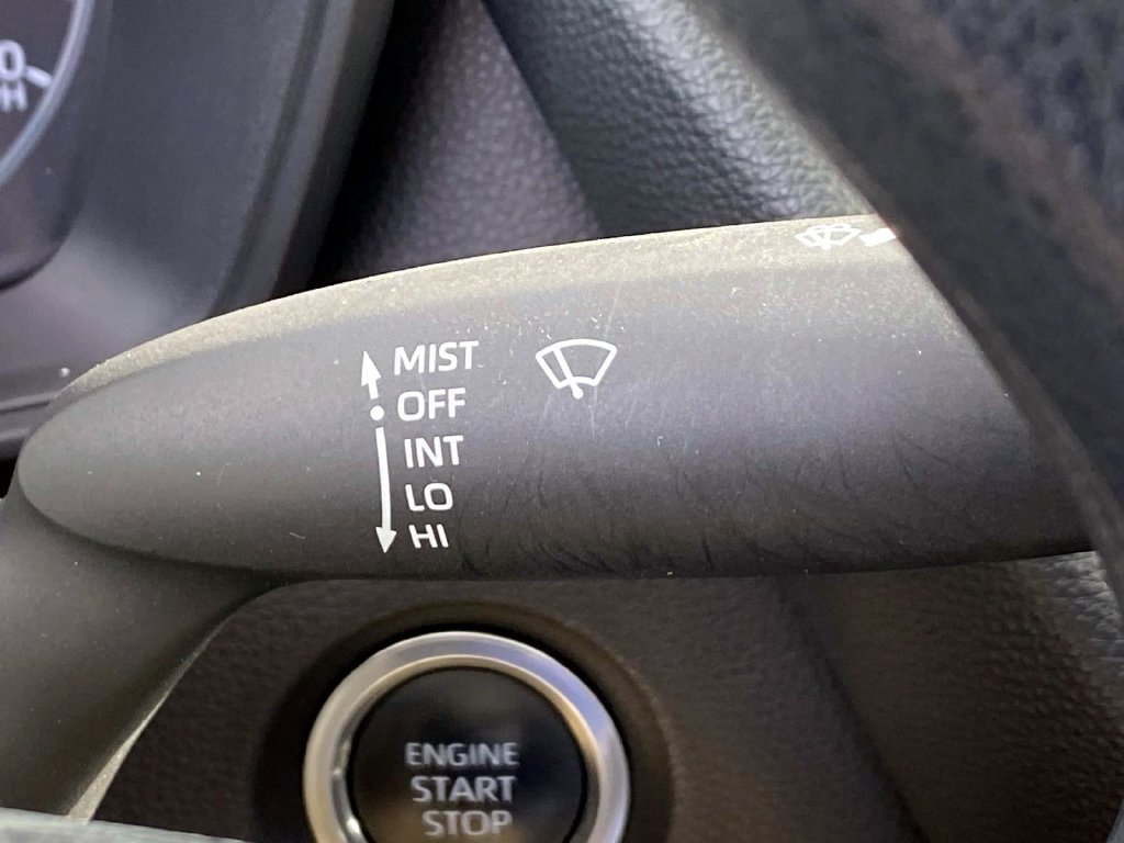 Used 2025 Toyota Corolla LE w/ LE Premium Package FWD image 18