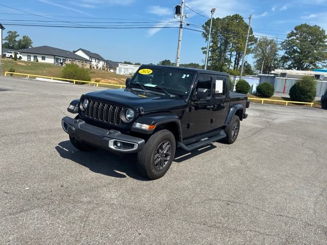 Used 2024 Jeep Gladiator Sport AWD/4WD image 12