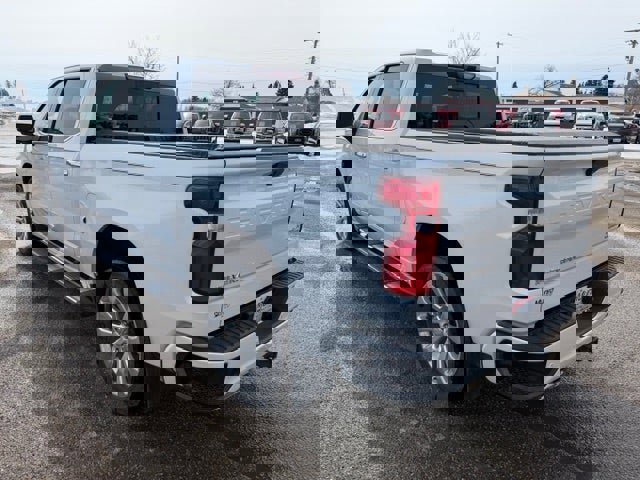 Used 2021 Chevrolet Silverado 1500 High Country w/ Technology Package image 5