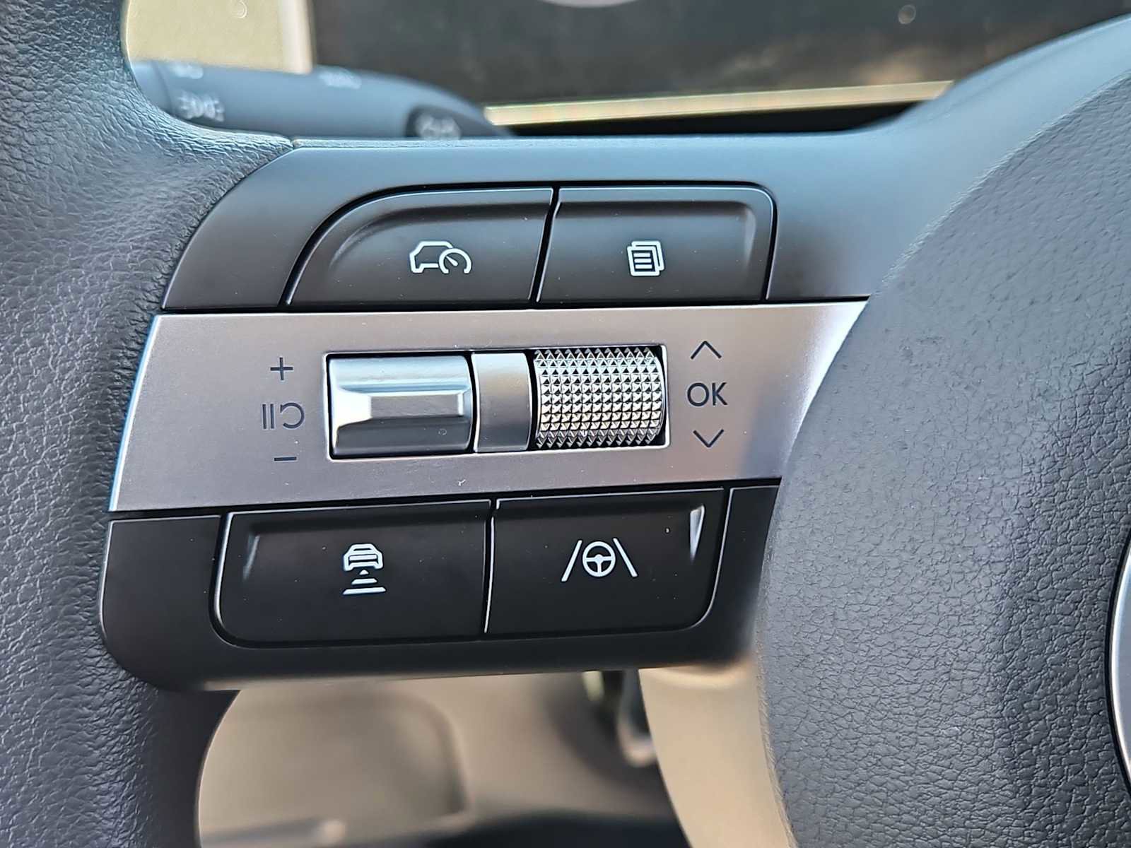 Certified 2026 Hyundai Tucson SE FWD image 22