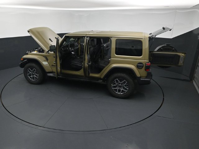 New 2026 Jeep Wrangler Unlimited Sahara AWD/4WD image 27