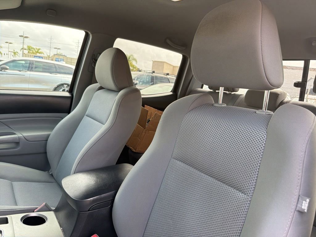 Used 2012 Toyota Tacoma PreRunner w/ TRD Sport Pkg RWD image 14