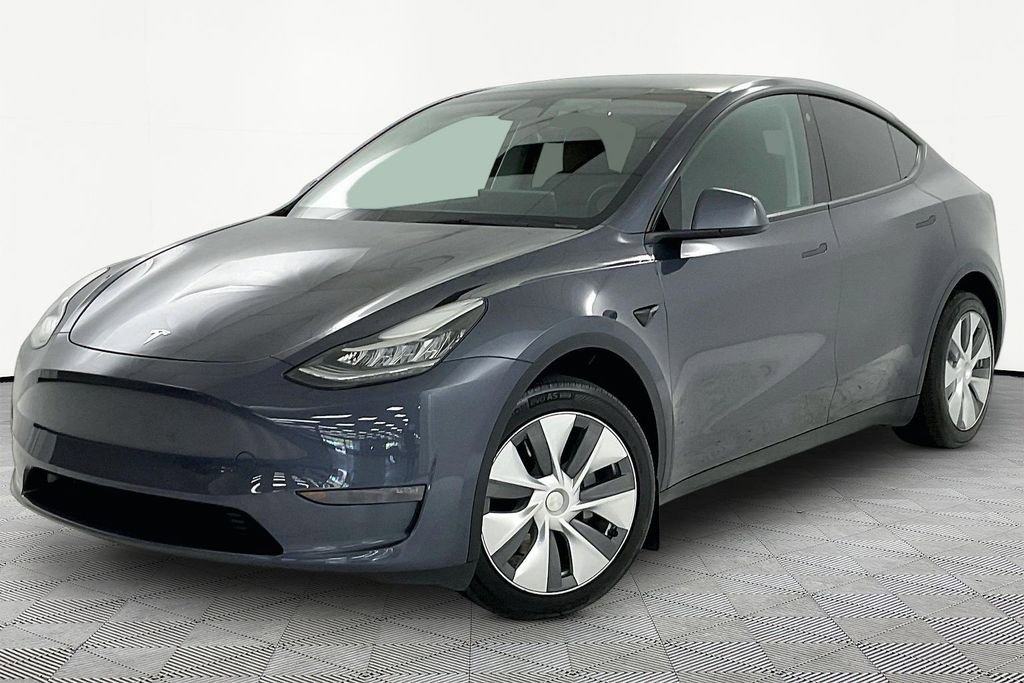 Used 2023 Tesla Model Y Long Range AWD/4WD image 3