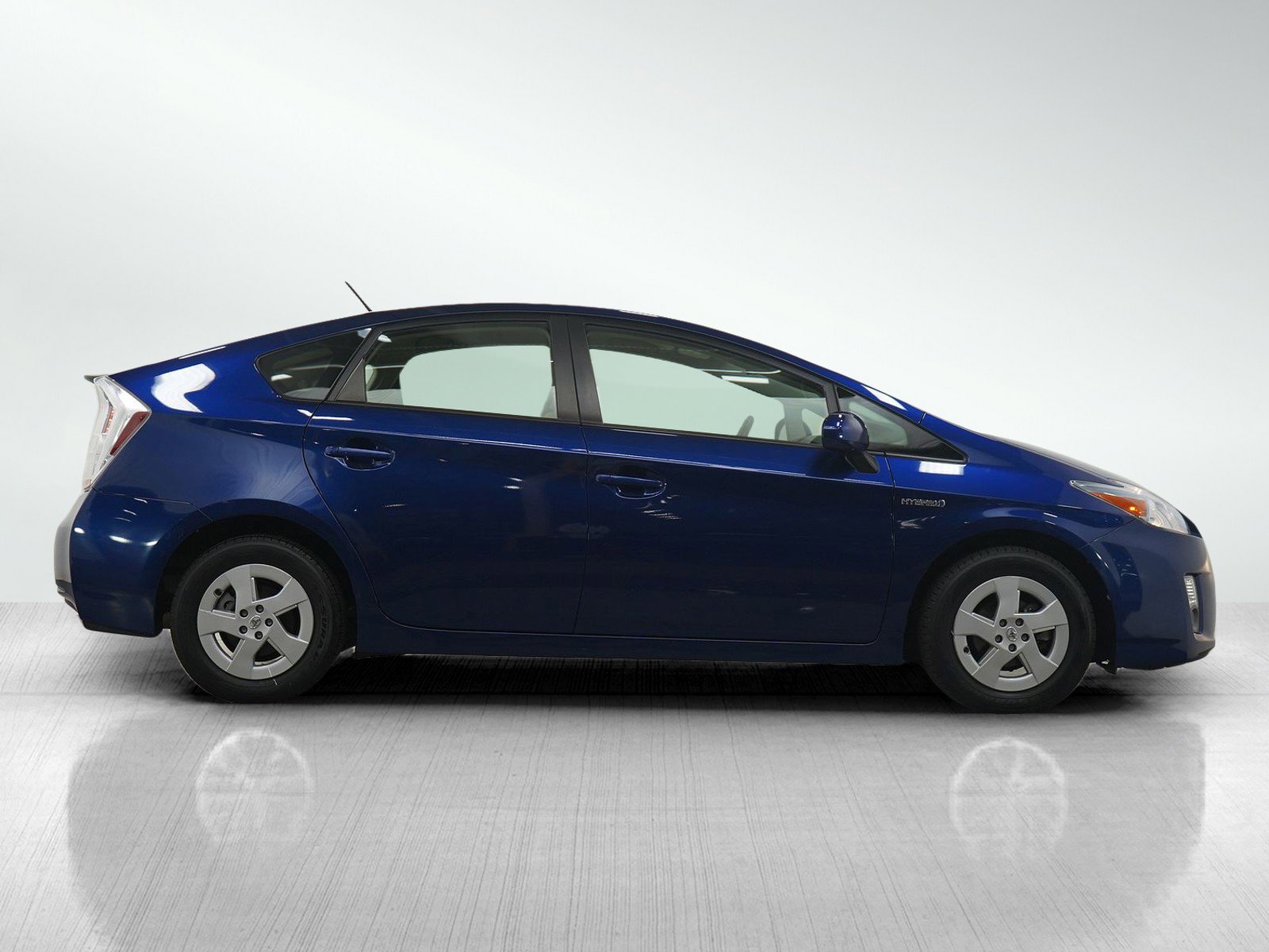 Used 2011 Toyota Prius Two image 6