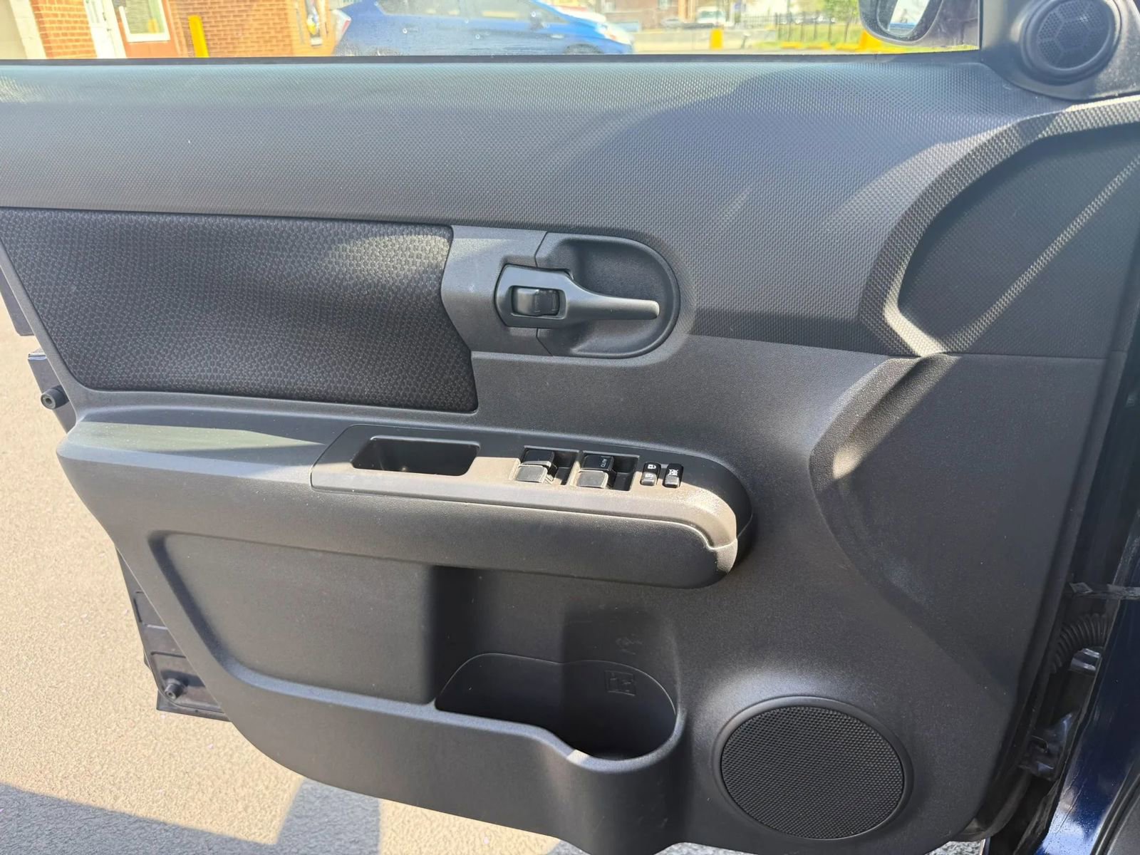 Used 2008 Scion xB FWD image 17