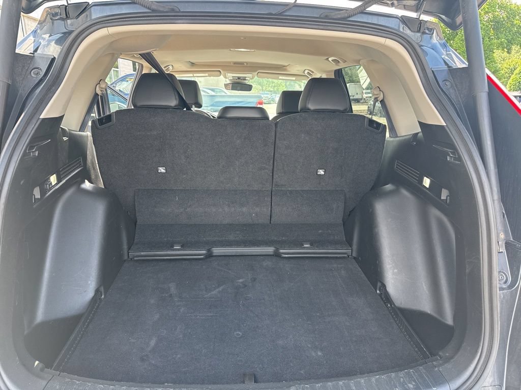 Used 2025 Honda CR-V EX-L image 16
