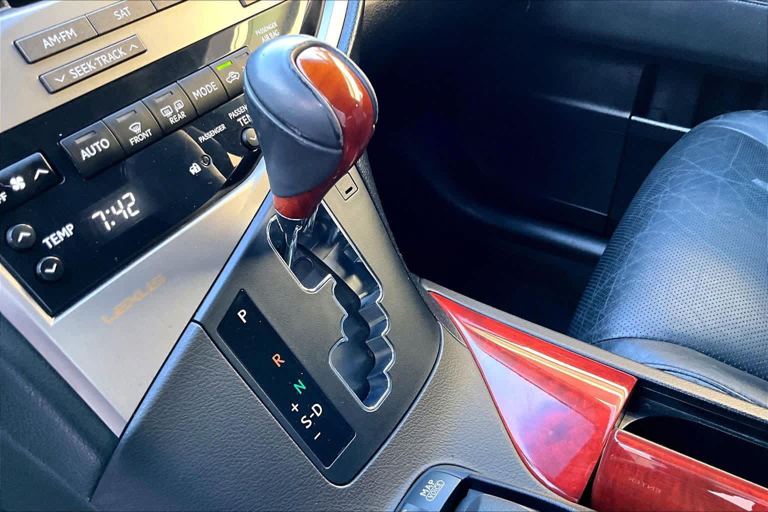 Used 2011 Lexus RX 450h AWD w/ Premium Pkg image 16
