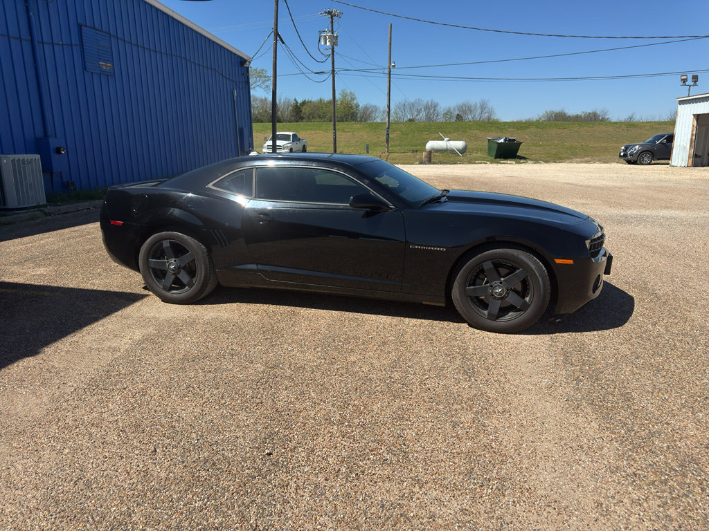 Used 2012 Chevrolet Camaro LS image 4