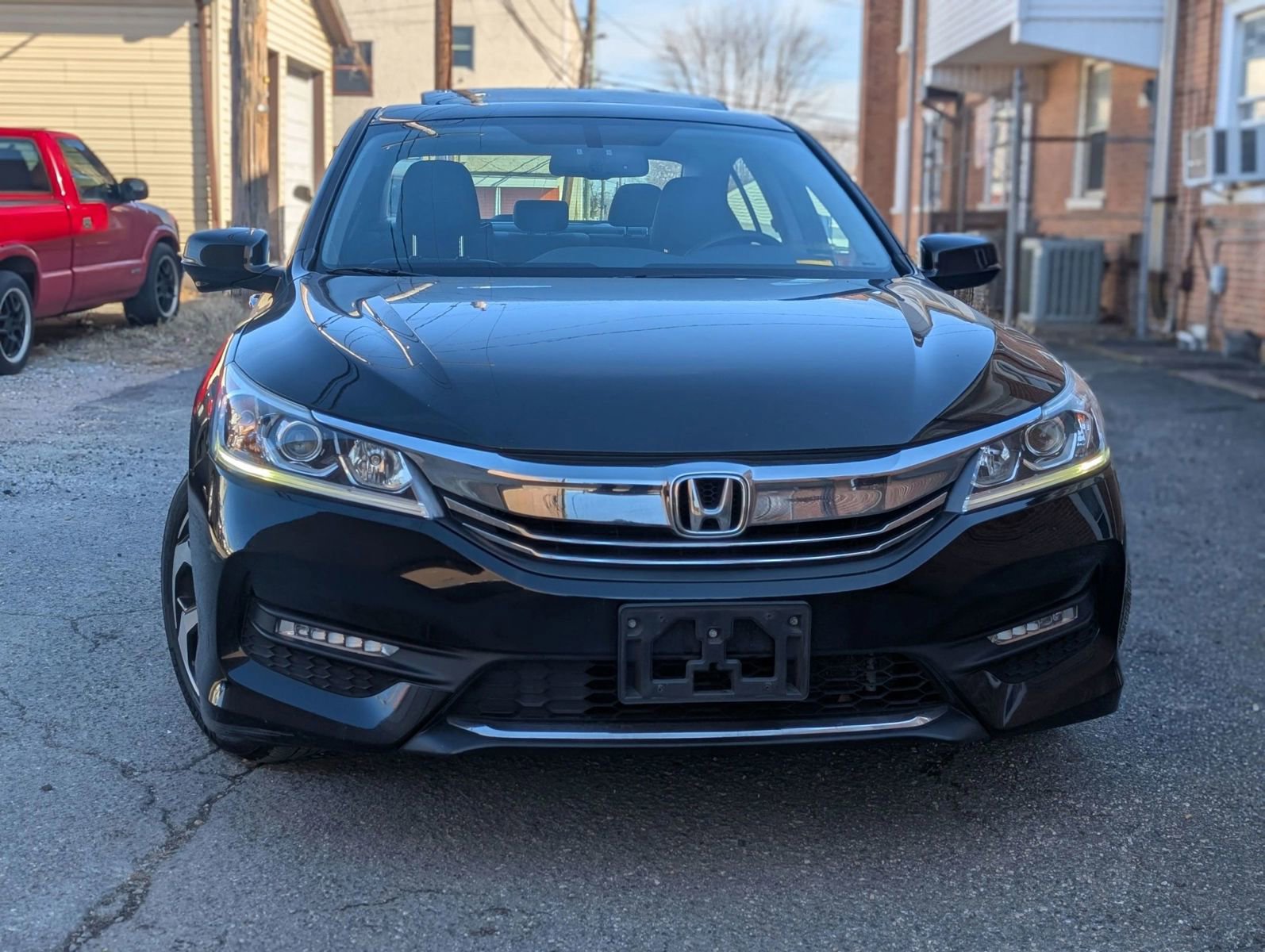 Used 2016 Honda Accord EX-L image 3