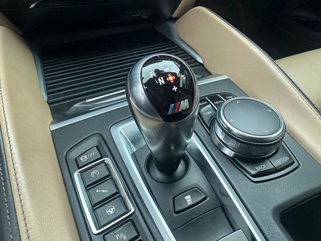 Used 2017 BMW X5 M AWD/4WD image 30