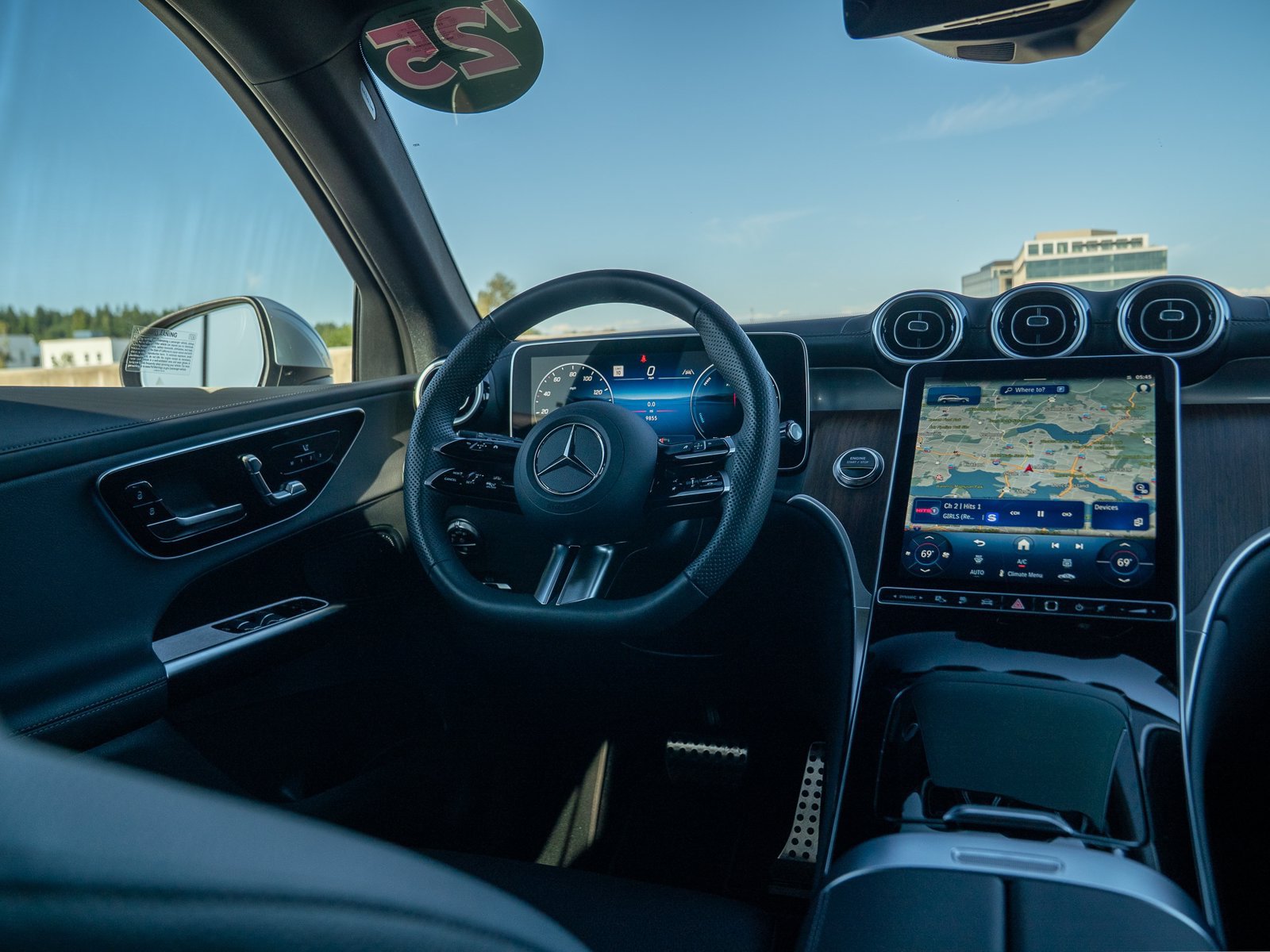 Certified 2025 Mercedes-Benz GLC 350e 4MATIC image 19