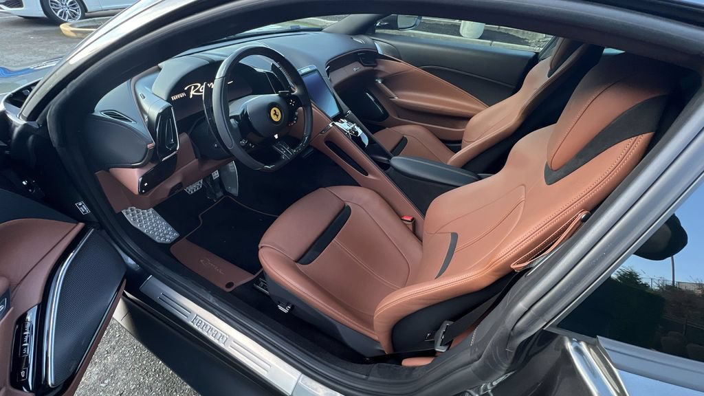 Certified 2024 Ferrari Roma RWD image 28
