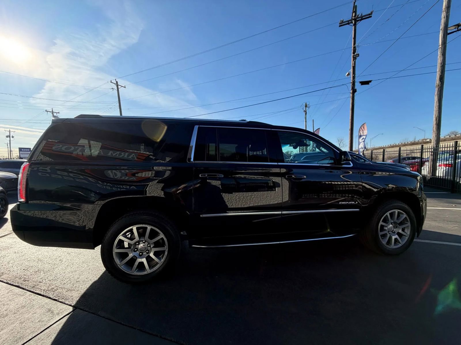 Used 2018 GMC Yukon XL Denali w/ Open Road Package image 14
