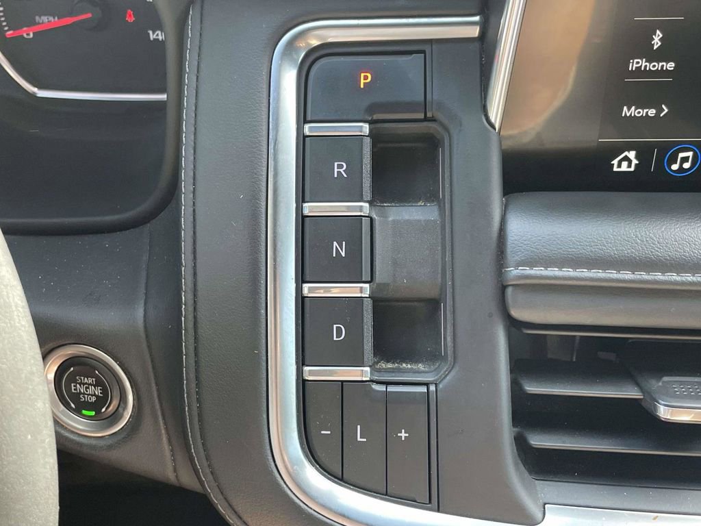 Used 2021 Chevrolet Tahoe Z71 w/ Rear Media and Nav Package image 17