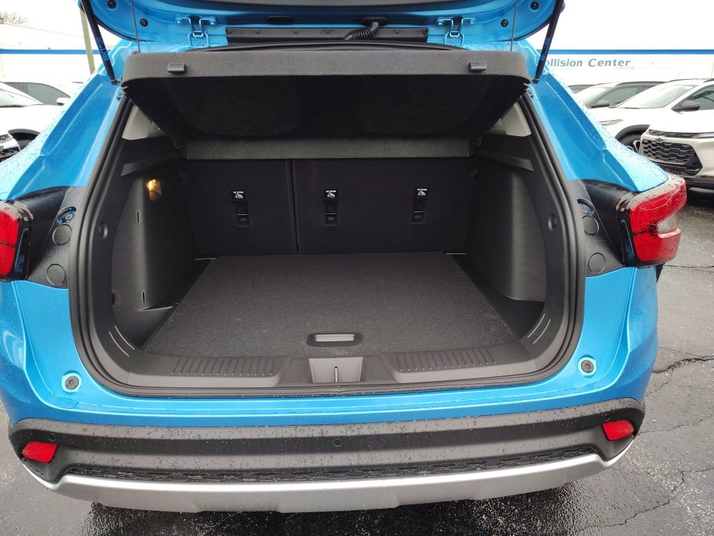 New 2026 Chevrolet Trax LT w/ Driver Confidence Package image 11