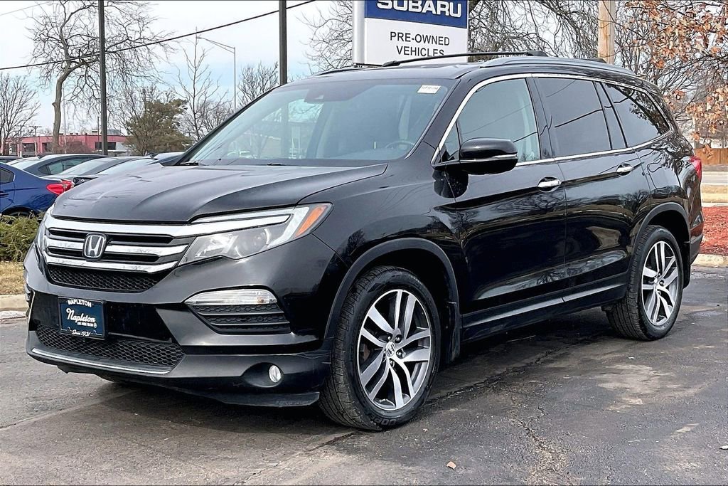 Used 2016 Honda Pilot Touring image 14