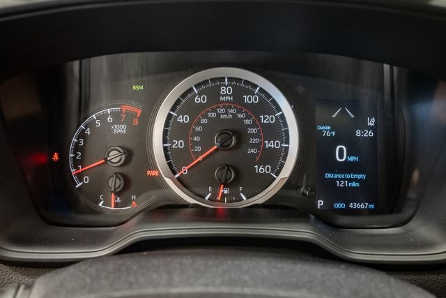 Used 2022 Toyota Corolla SE w/ SE Premium Package FWD image 14