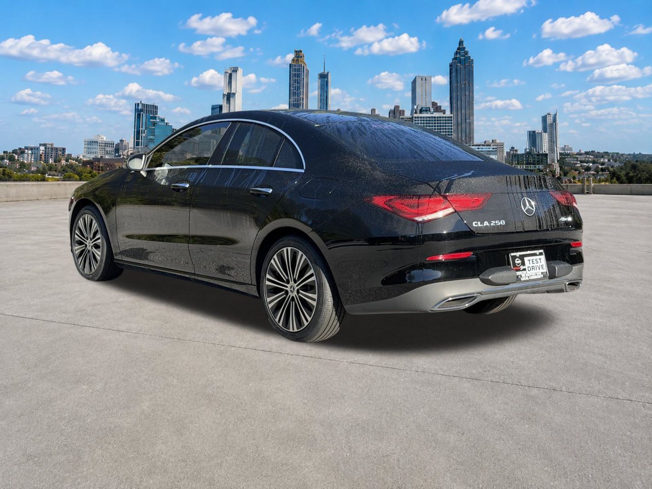 Used 2023 Mercedes-Benz CLA 250 4MATIC w/ Premium Package image 23