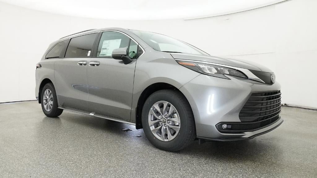 New 2026 Toyota Sienna XLE FWD image 29