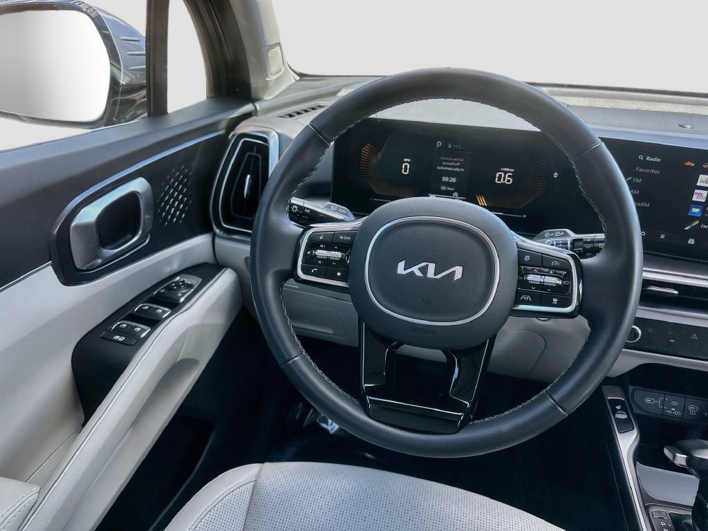 Used 2025 Kia Sorento S FWD image 22