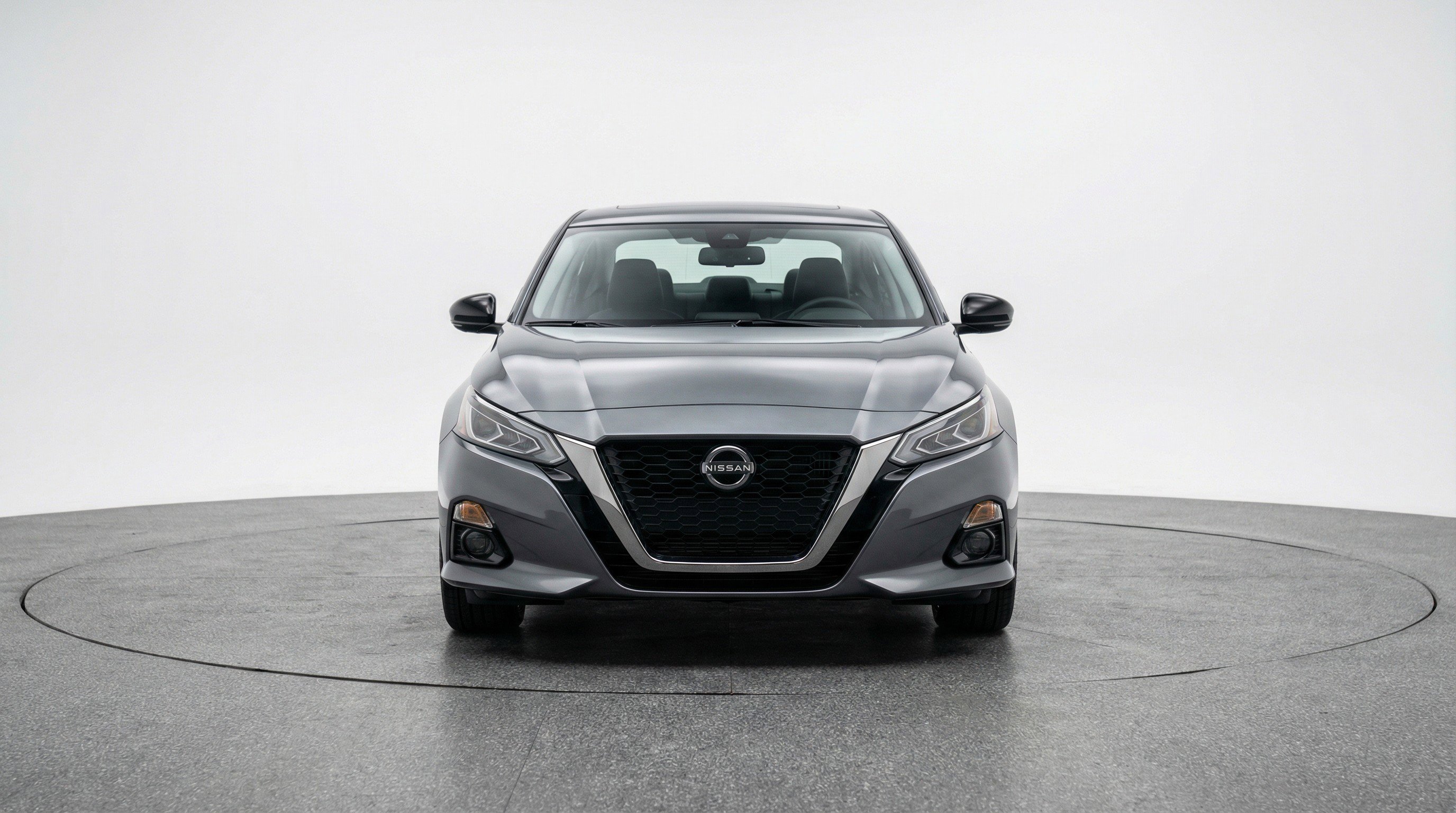 Used 2025 Nissan Altima 2.5 SV image 2