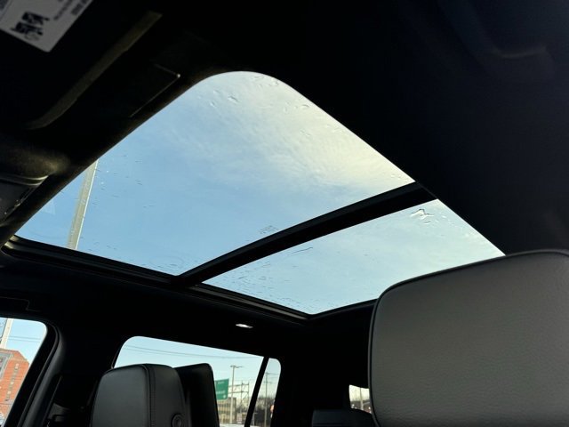 New 2026 GMC Yukon XL Denali w/ Denali Reserve Package image 15