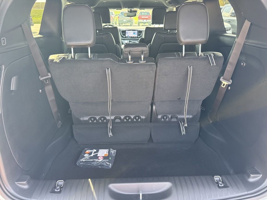New 2026 Chrysler Pacifica Select image 34