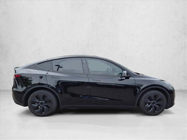 Used 2025 Tesla Model Y Long Range AWD/4WD image 3
