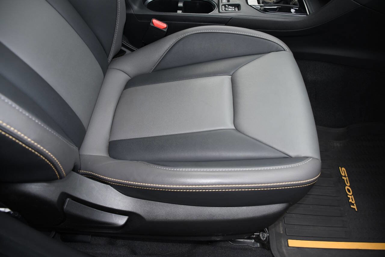 Used 2021 Subaru Crosstrek 2.5i Sport w/ Moonroof Package image 23