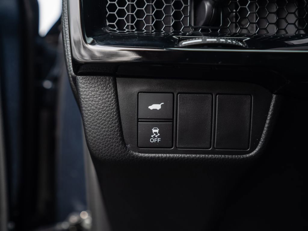 Used 2025 Honda CR-V Sport Touring image 28