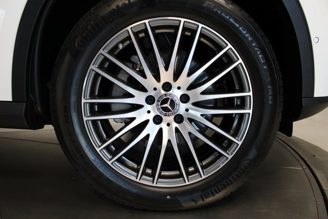 Used 2023 Mercedes-Benz GLC 300 4MATIC w/ Pinnacle Trim Package image 37