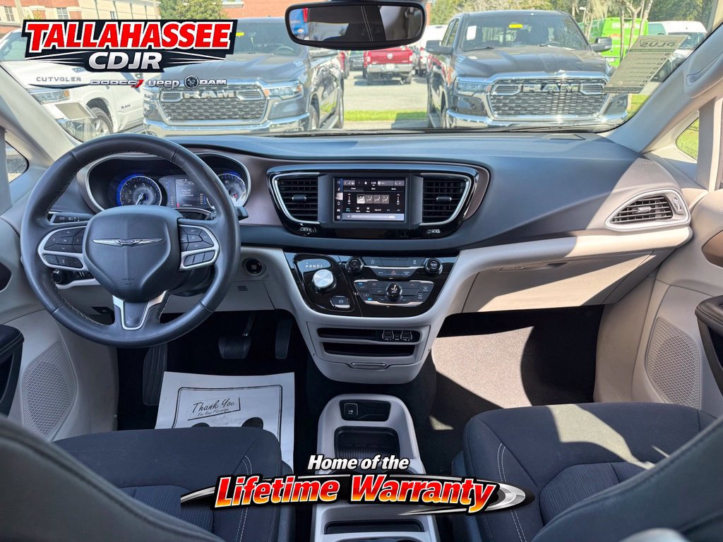 Used 2023 Chrysler Voyager LX FWD image 35